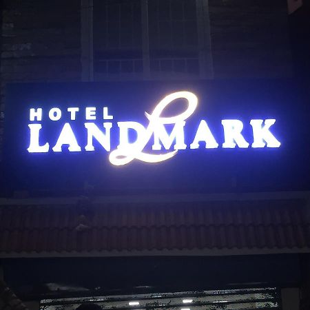 Hotel Landmark Ооти Екстериор снимка