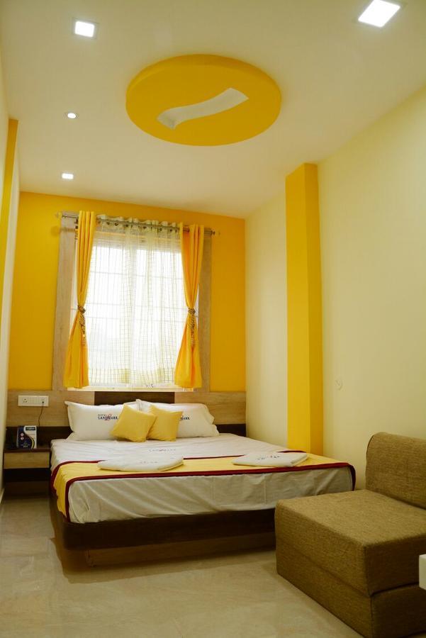 Hotel Landmark Ооти Екстериор снимка
