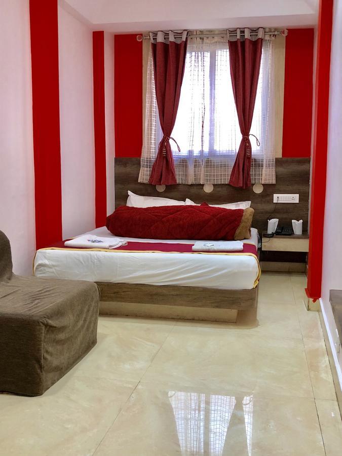 Hotel Landmark Ооти Екстериор снимка